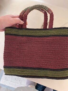 NWT from Guatemala Woven small tote  in Burgundy and Olive Green
